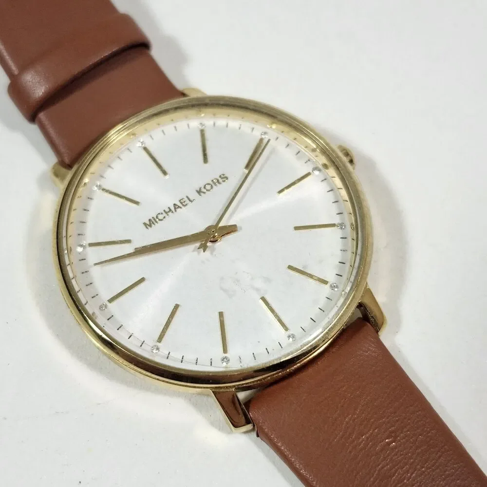 Michael Kors watch running